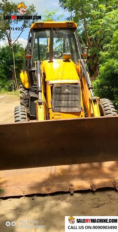JCB 3DX